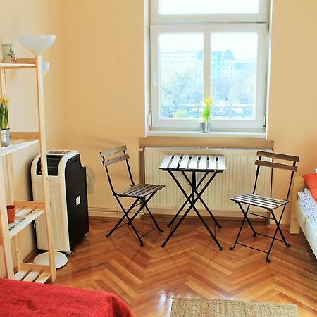 Lidi Guesthouse Budapest Bagian luar foto