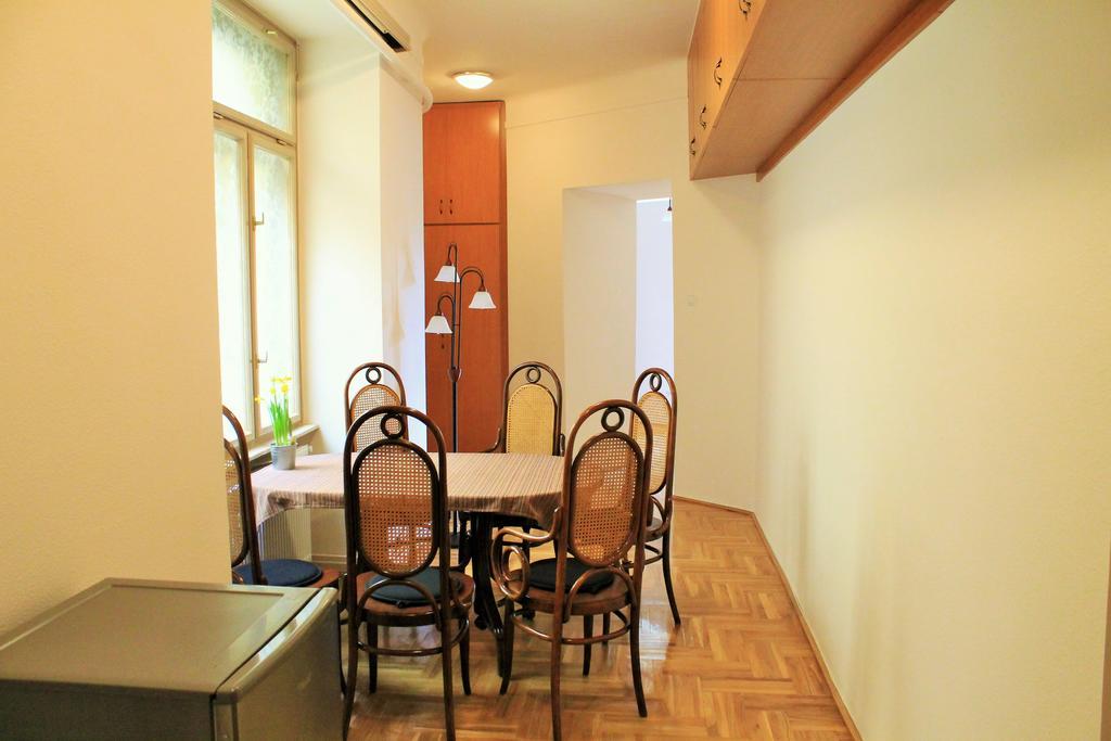 Lidi Guesthouse Budapest Bagian luar foto