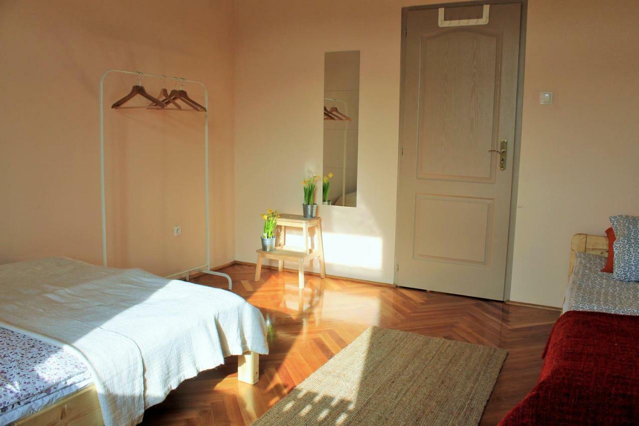 Lidi Guesthouse Budapest Bagian luar foto