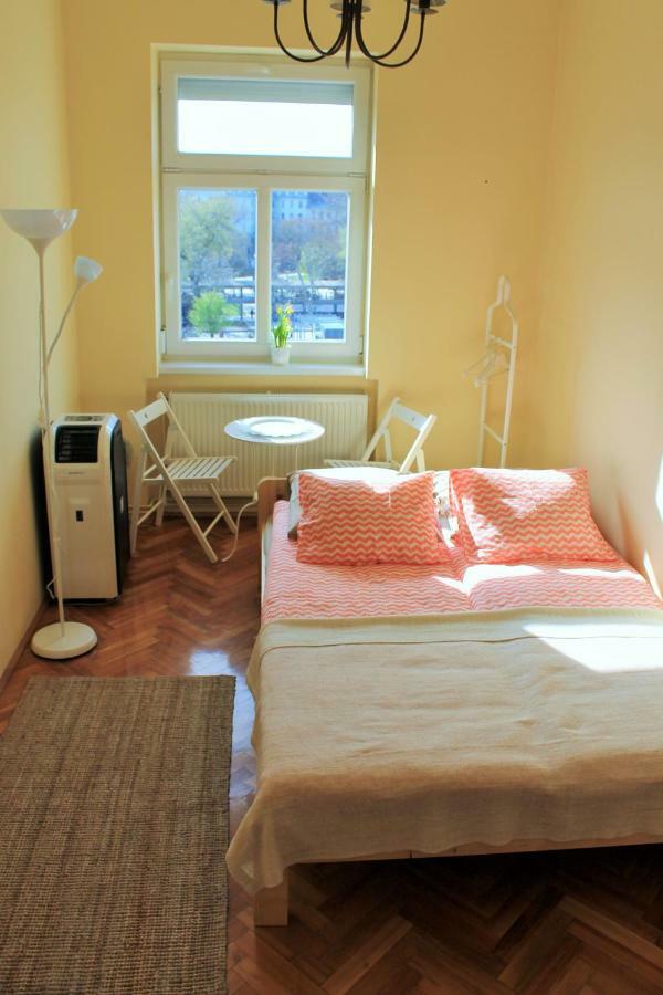 Lidi Guesthouse Budapest Bagian luar foto
